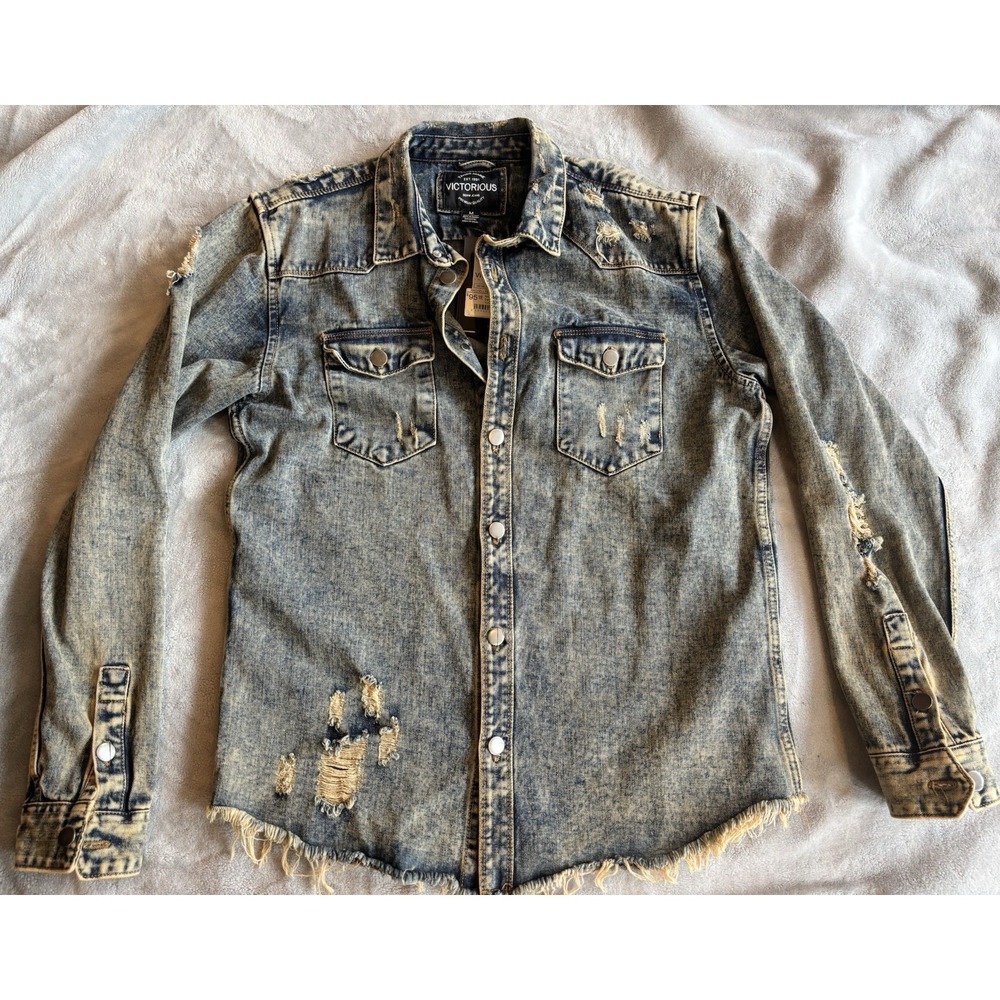 Victorious Men's Distressed Denim Jacket Medium Snap Button NWT DK158